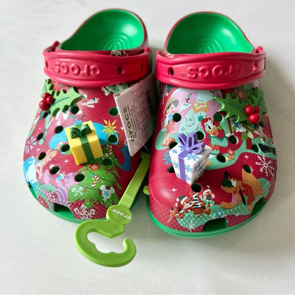 Disney Christmas Crocs Mickey Mouse and Friends Holiday Theme, Size W6/ M4, NWT - Picture 8 of 13